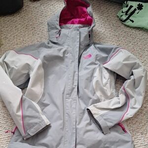 3 N 1 North Face Gray Jacket with Pink Highlights